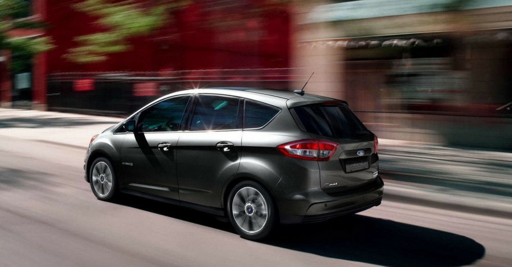 2018 Ford C-Max: Small Efficiency for Your City Driving