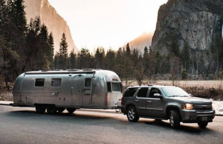 Best SUVs for Towing Travel Trailers