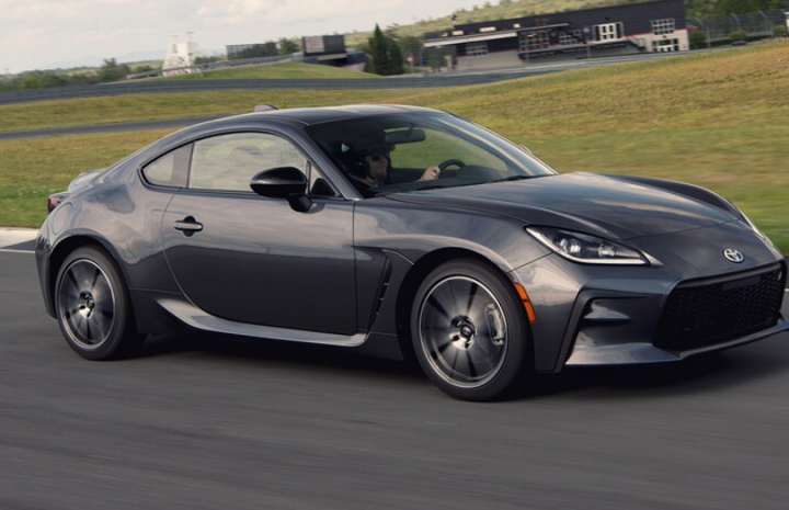 The New Toyota 86 Looks Even Better for 2022