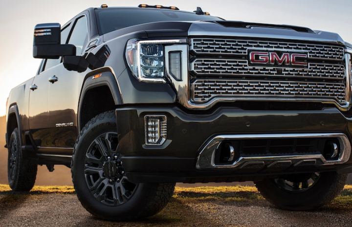 2022-GMC-Sierra-HD-Black-Diamond-Edition